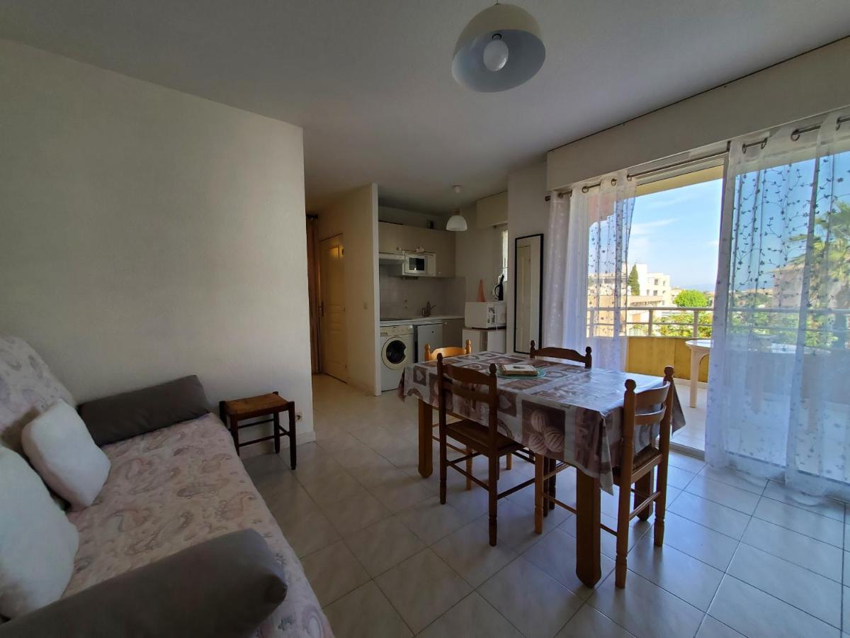 Appartement Port Rives Latines 30 M2 4 Pe Fréjus
